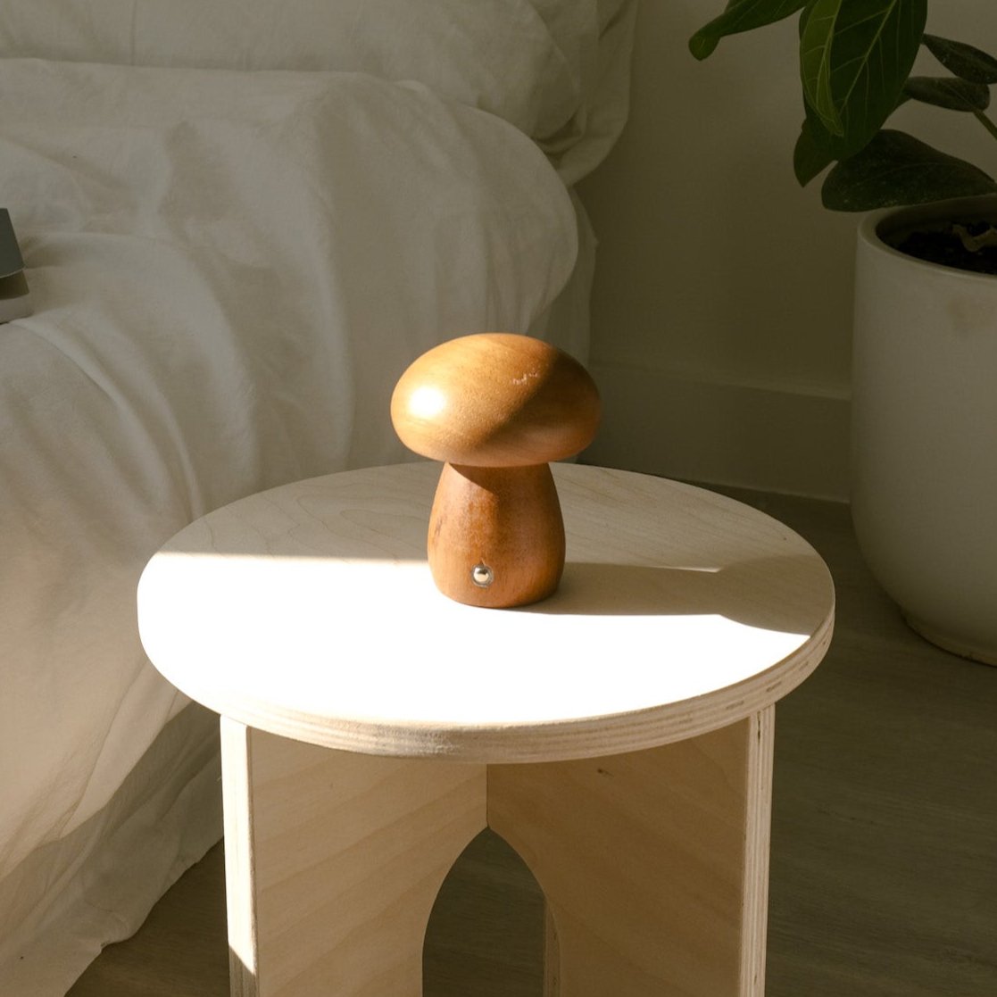 The Woody Lamp - Walnut