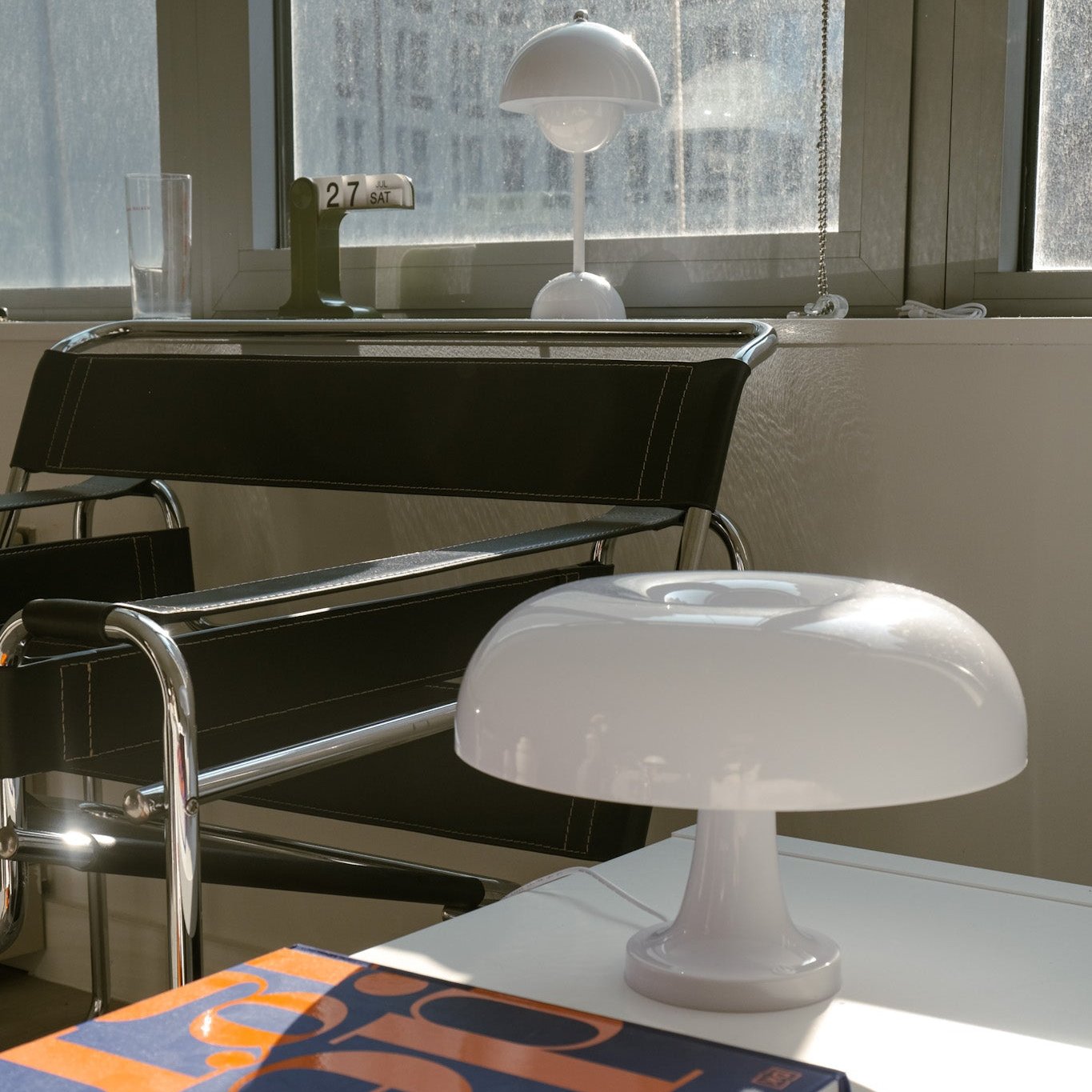 White Mushroom Lamp